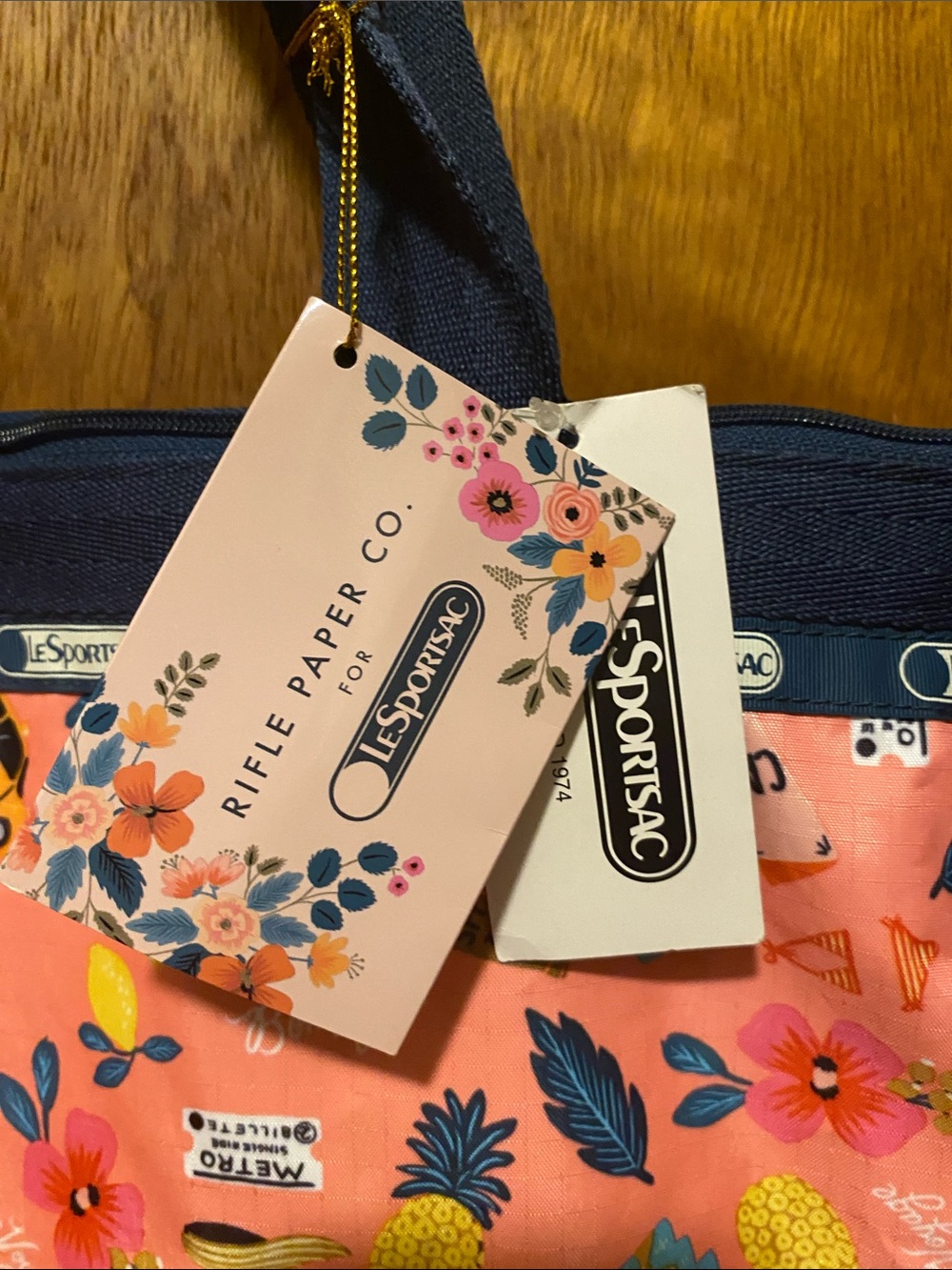 LeSportsac Hailey Tote Bag in Tropical Voyage Print - **NWT** - Picture 2 of 9